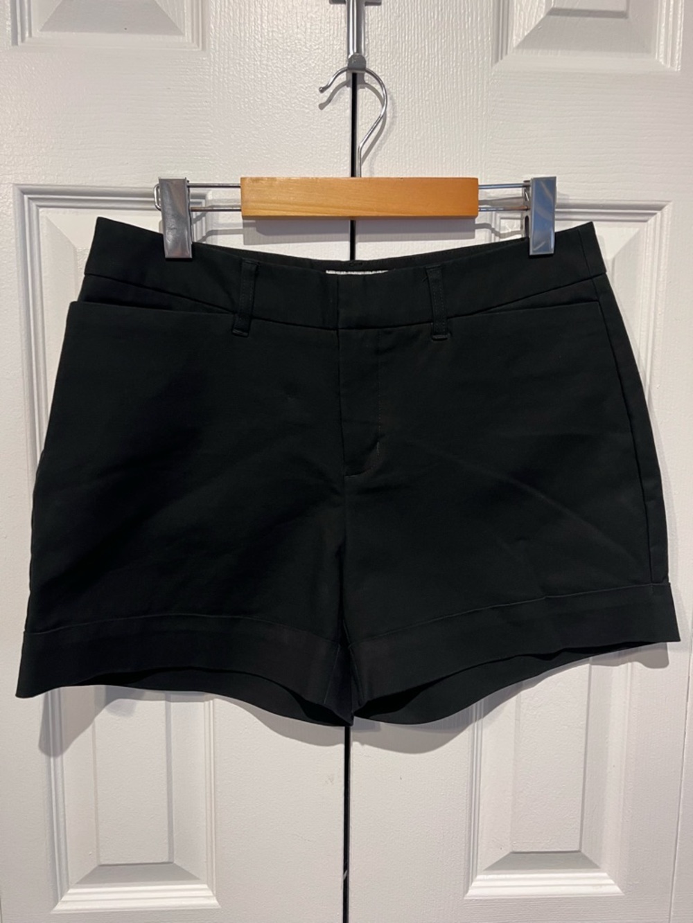 Catherine Malandrino‎ Black Cuffed Shorts Size 8
